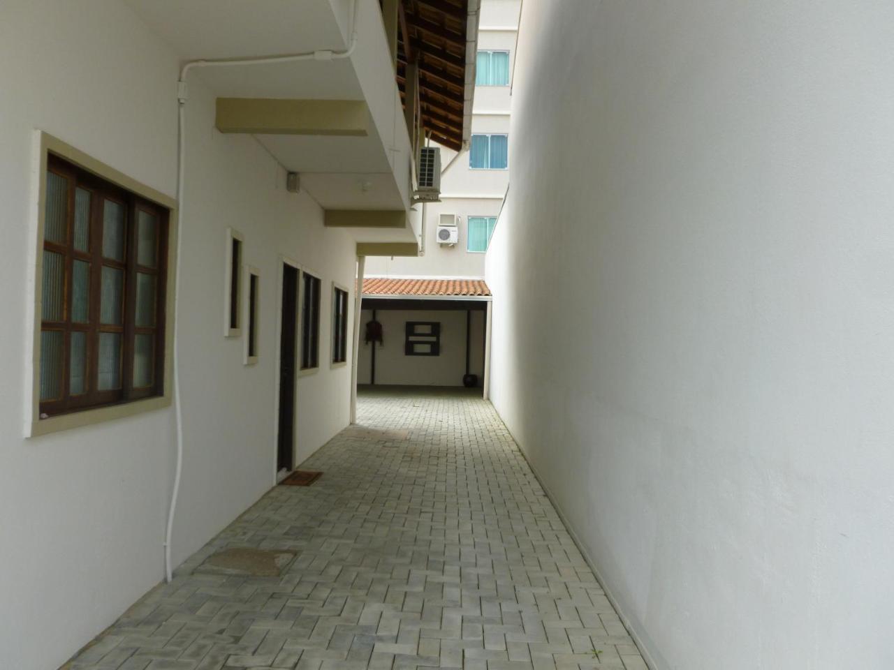 Apartamentos Bombinhas - 140 Metros Da Praia Exterior photo